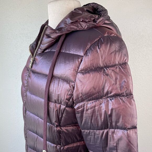 Andrew Marc Premium Down Hooded Puffer Jacket Size M EUC - Picture 4 of 9